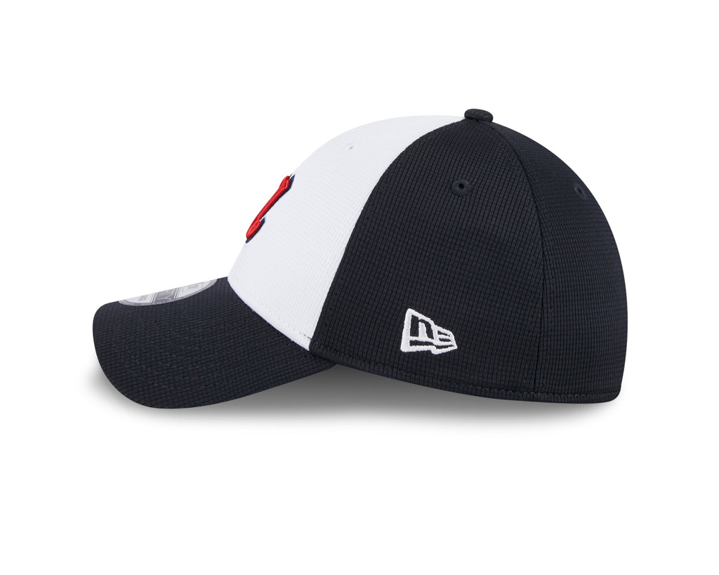 Mens New Era Atlanta Braves White Navy 2024 Batting Practice 39Thirty Flex Fit Cap Official Team Hat Sports Fan Cap Official MLB Team Hat Baseball