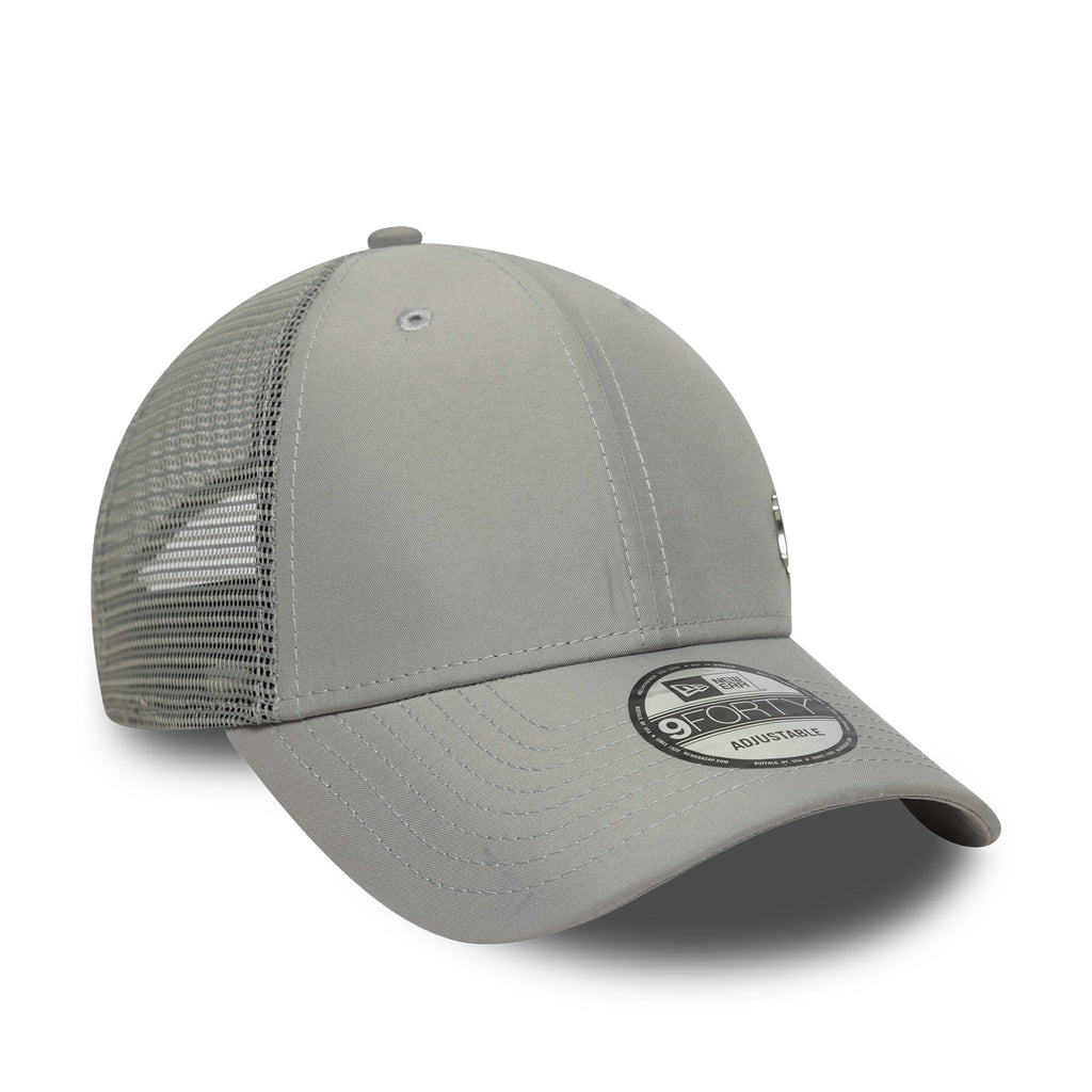 New York Yankees MLB Flawless 9Forty Trucker Grey Official Team Hat Sports Fan Cap Official MLB Team Hat Baseball Fan Cap