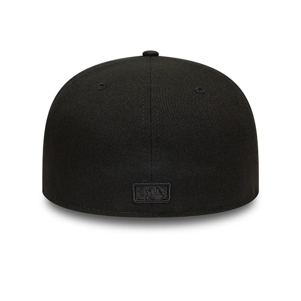 Atlanta Braves MLB League Essential 59FIFTY Fitted New Era Black Black Official Team Hat Sports Fan Cap Official MLB Team Hat Baseball Fan Cap