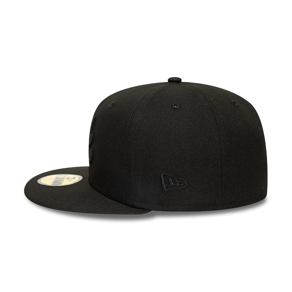 Atlanta Braves MLB League Essential 59FIFTY Fitted New Era Black Black Official Team Hat Sports Fan Cap Official MLB Team Hat Baseball Fan Cap