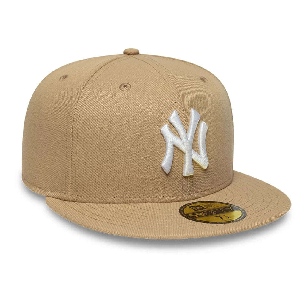 New York Yankees MLB League Essential 59FIFTY Fitted Cap New Era Beige White Official Team Hat Sports Fan Cap Official MLB Team Hat Baseball Fan Cap