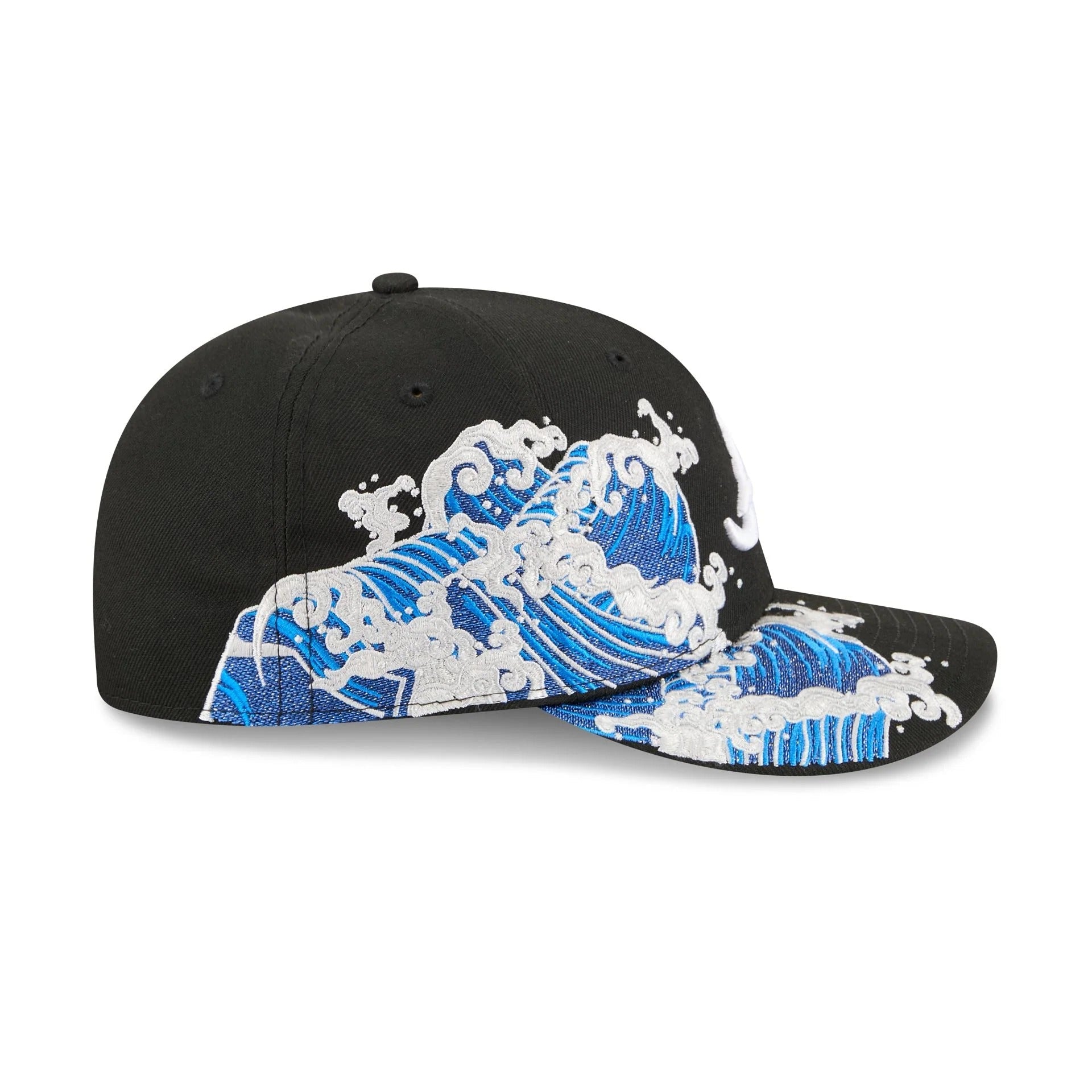 Atlanta Braves MLB Waves 59FIFTY Fitted New Era Black White Official Team Hat Sports Fan Cap Official MLB Team Hat Baseball Fan Cap
